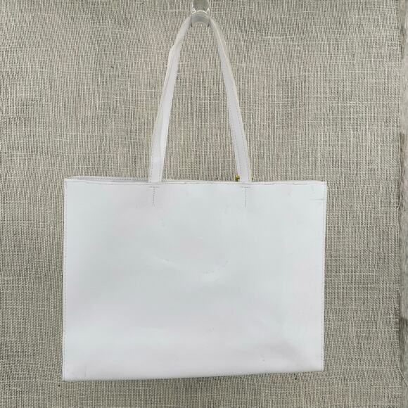 Vince Camuto large Tote, Purse, Shoulder Bag, White, Tassel detail - Picture 3 of 6